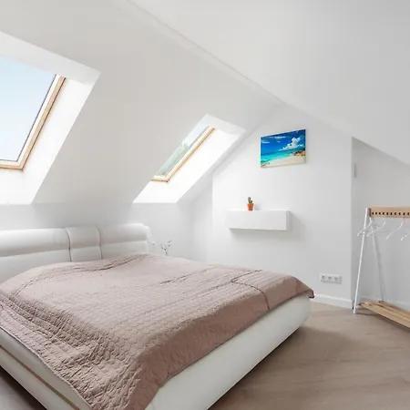 Apartamento Luxurious Basilica In Old Town By Urban Rent Kaunas