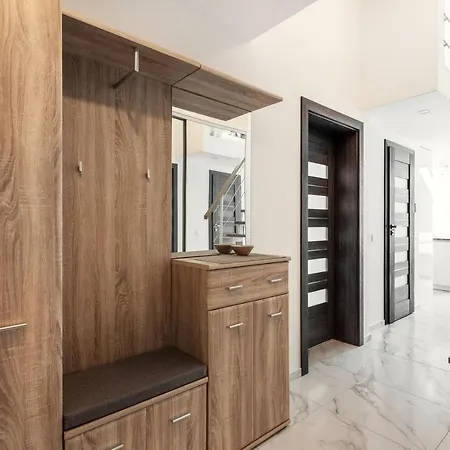 Luxurious Basilica In Old Town By Urban Rent * Kaunas