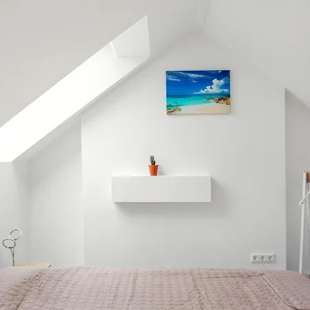 Luxurious Basilica In Old Town By Urban Rent Kaunas