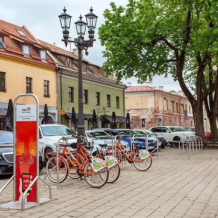 Luxurious Basilica In Old Town By Urban Rent Apartment *