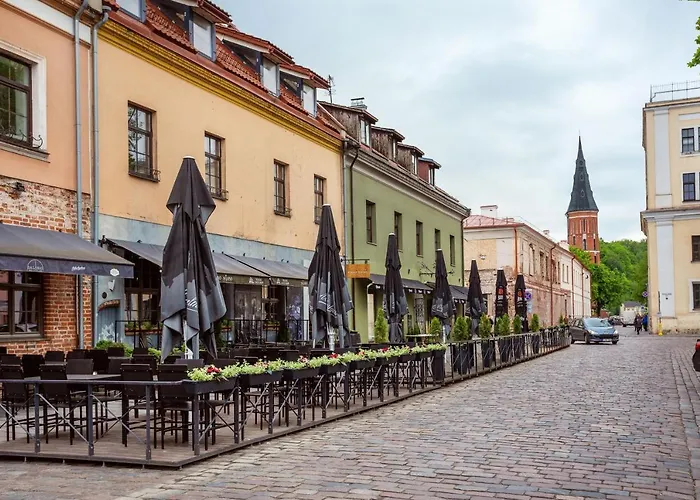 Luxurious Basilica In Old Town By Urban Rent Apartment *