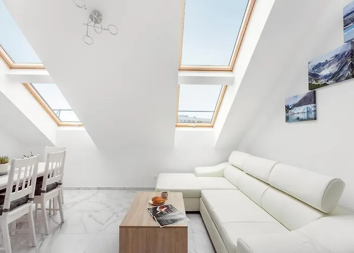 Luxurious Basilica In Old Town By Urban Rent * Kaunas