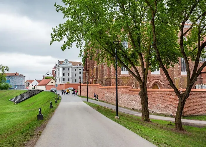 Luxurious Basilica In Old Town By Urban Rent Apartment