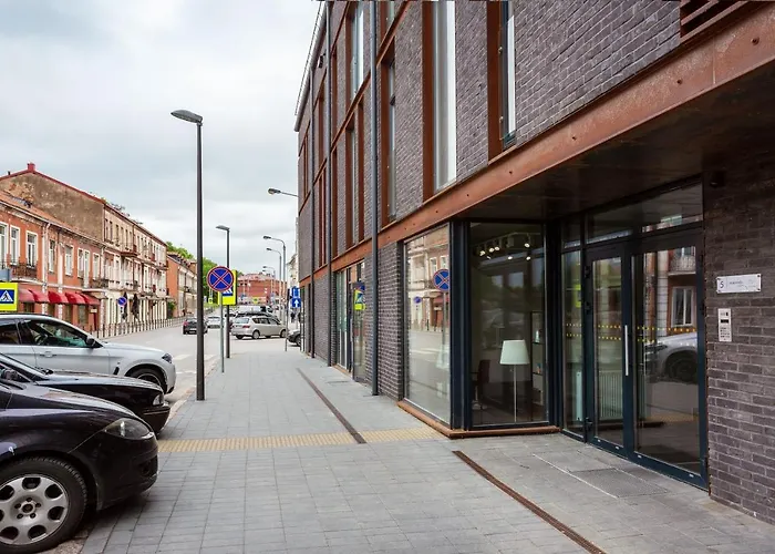 Luxurious Basilica In Old Town By Urban Rent Apartamento