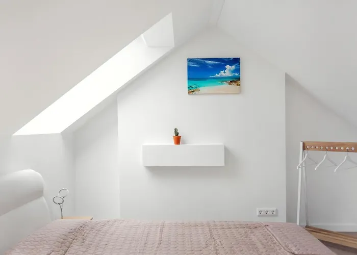 Luxurious Basilica In Old Town By Urban Rent Kaunas