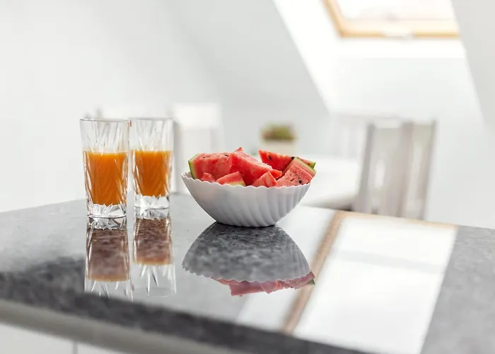 Luxurious Basilica In Old Town By Urban Rent